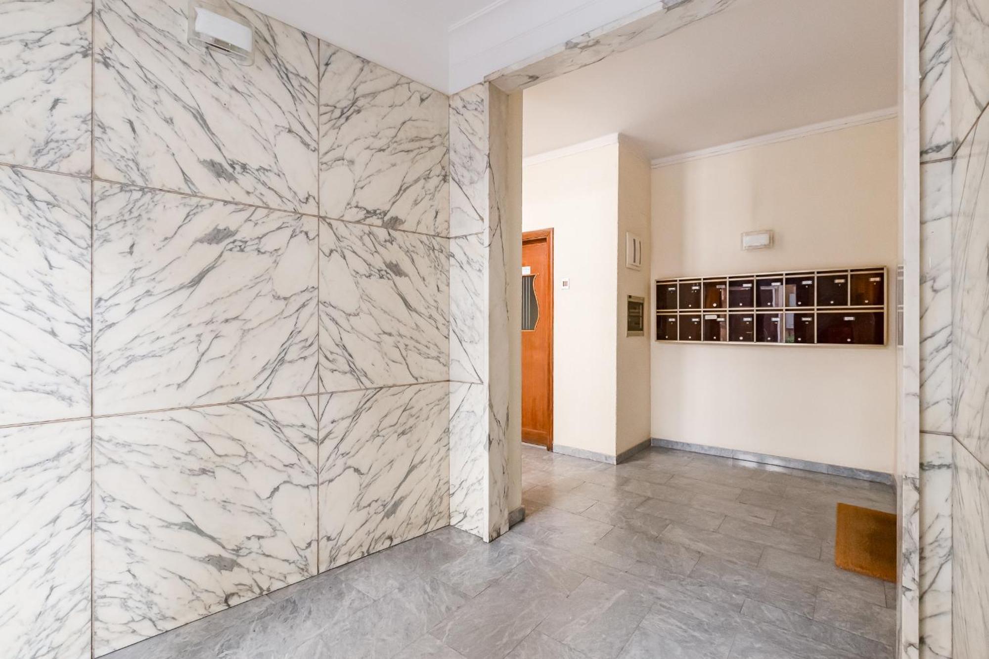 Aventino Industrial Loft Lejlighed *